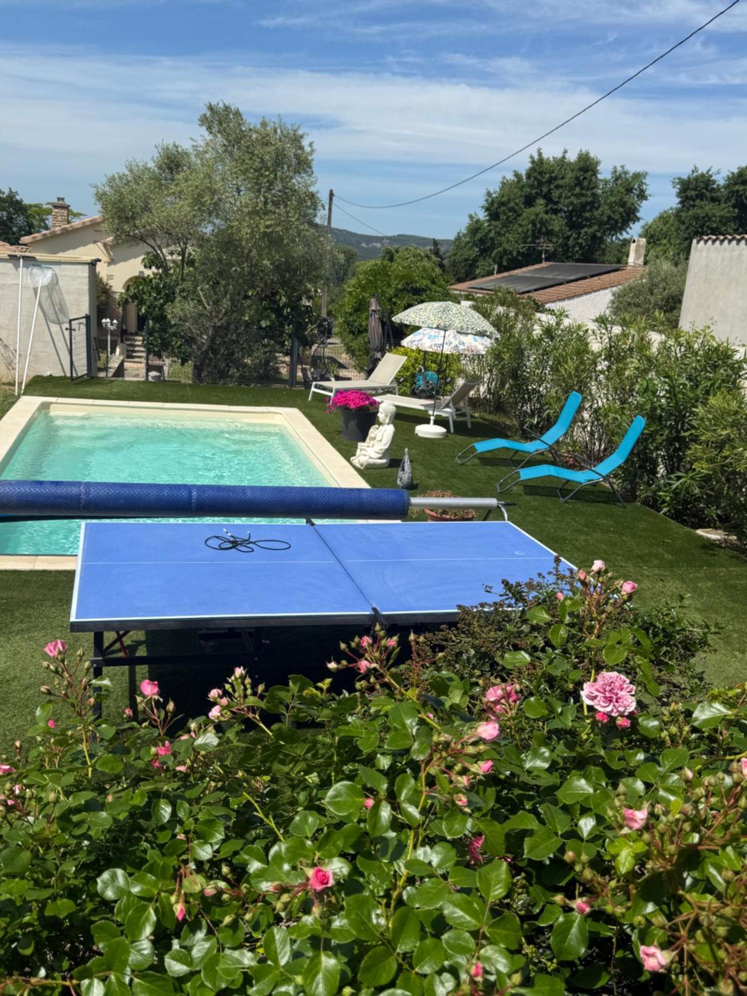 Gite Climatise Avec Piscine Sur Les Hauteurs De Bollène Exterior foto